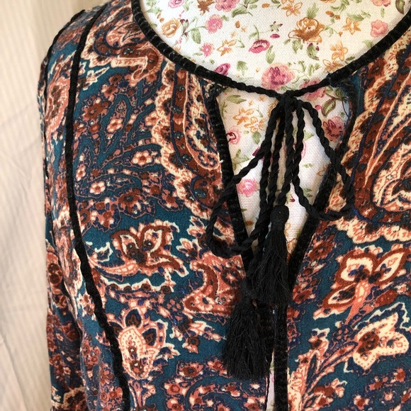 American Eagle Bohemian Top - Picture 2 of 5